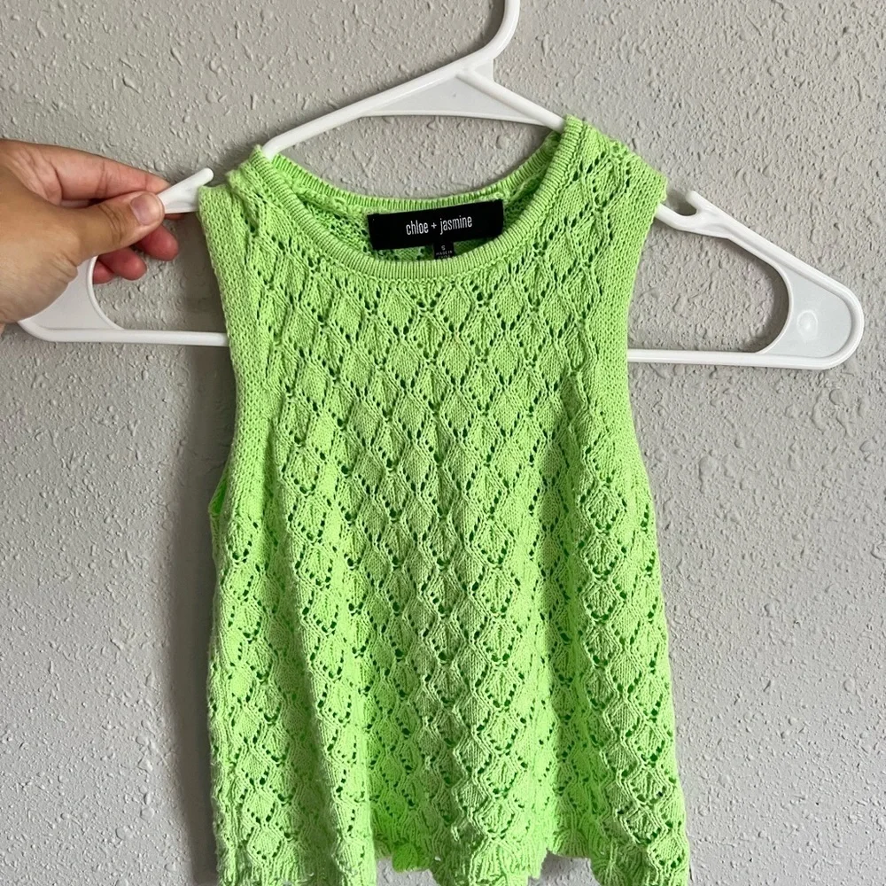 Boutique Lime Green Lace Sleeveless Tank Top Chloe and Jasmine